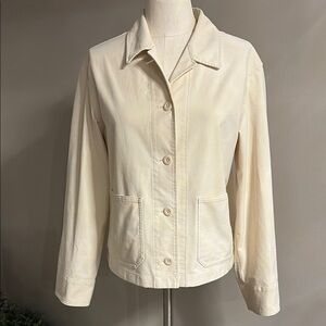 Uniqlo women’s OVERSIZED Med cotton stretch utility Jacket cream button up